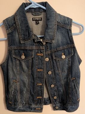 Express Classic Denim Vest - Medium Wash Blue